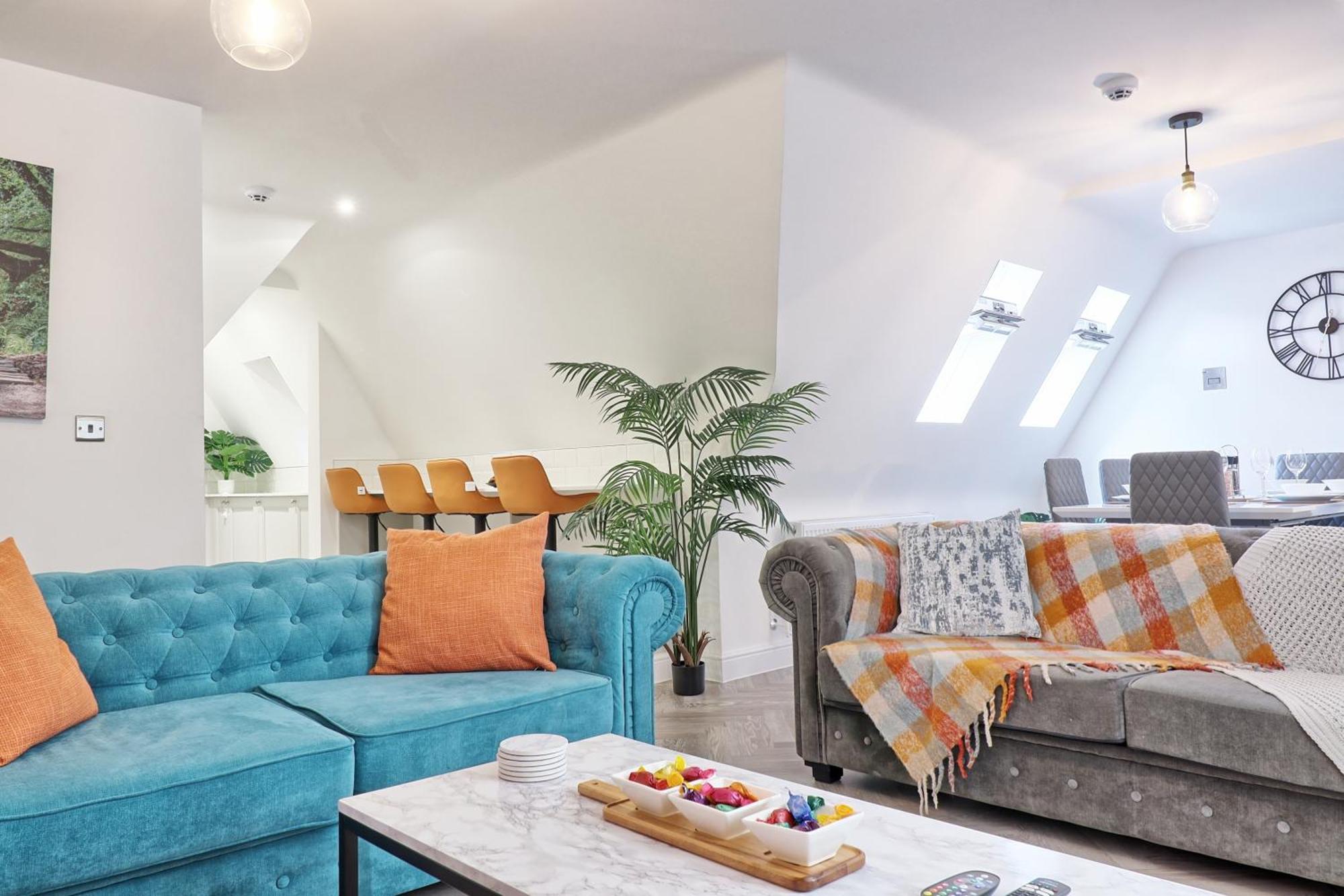 Writtle Massive 4 Bedroom Apartment With Parking In Gorgeous Countryside Location & Short Drive To Chelmsford City Centre Contractors Welcome Eksteriør billede
